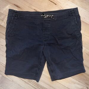 American Eagle 9” Extreme Flex Shorts​
